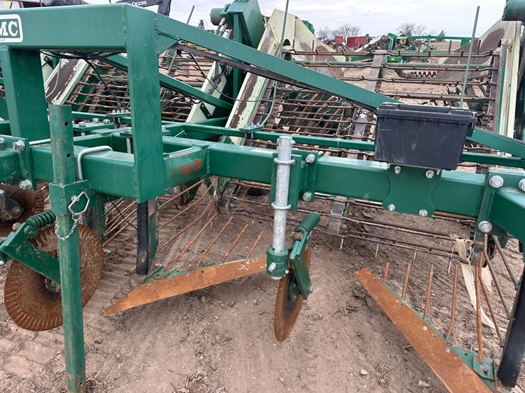 #38830-•-kmc-6-38-peanut-digger-image-31