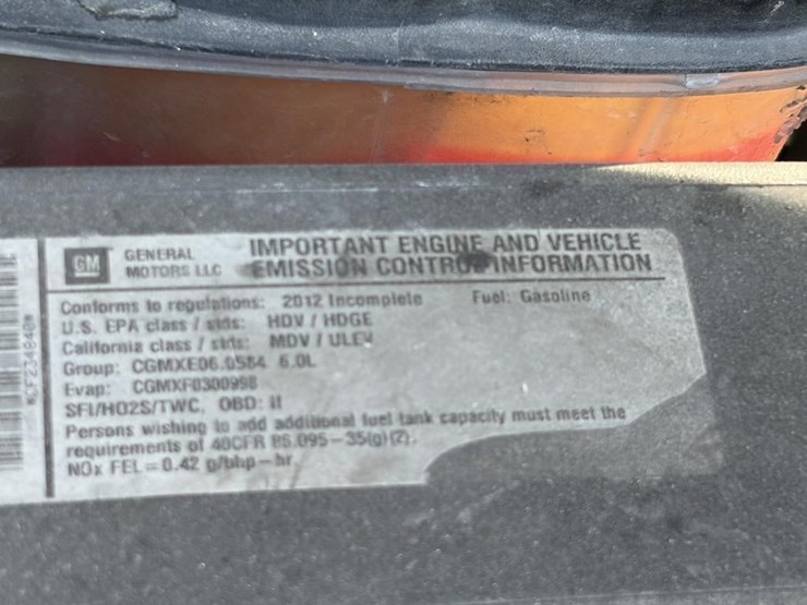 2012-chevrolet-2500-image-21