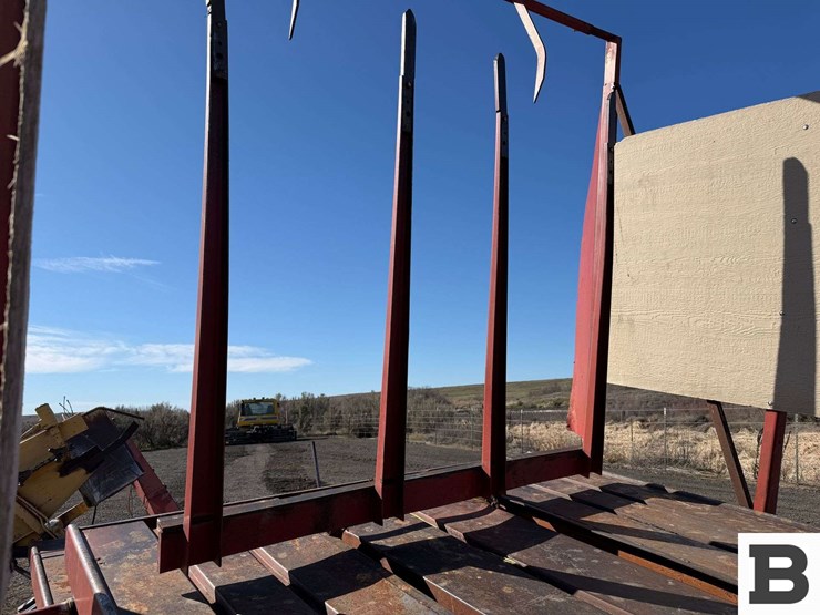 new-holland-1030-image-22