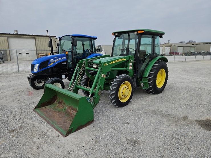 2013-john-deere-5075e-image-1