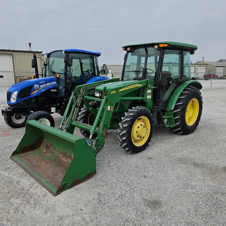 2013 JOHN DEERE 5075E