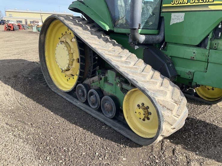 john-deere-8410t-image-16