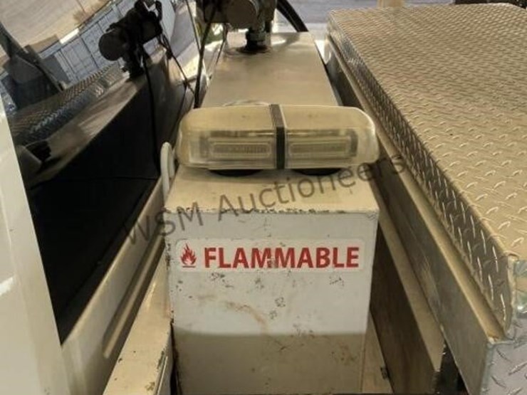 2020-dodge-2500-image-27