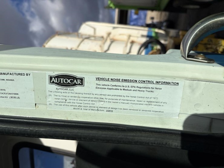 2010-autocar-xpeditor-image-21