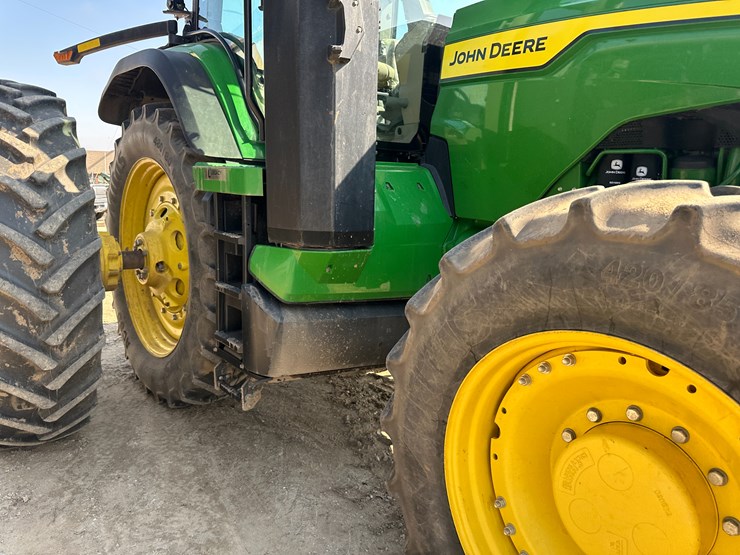 2023-john-deere-8r-250-image-39