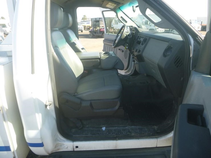 2011-ford-f250-image-10