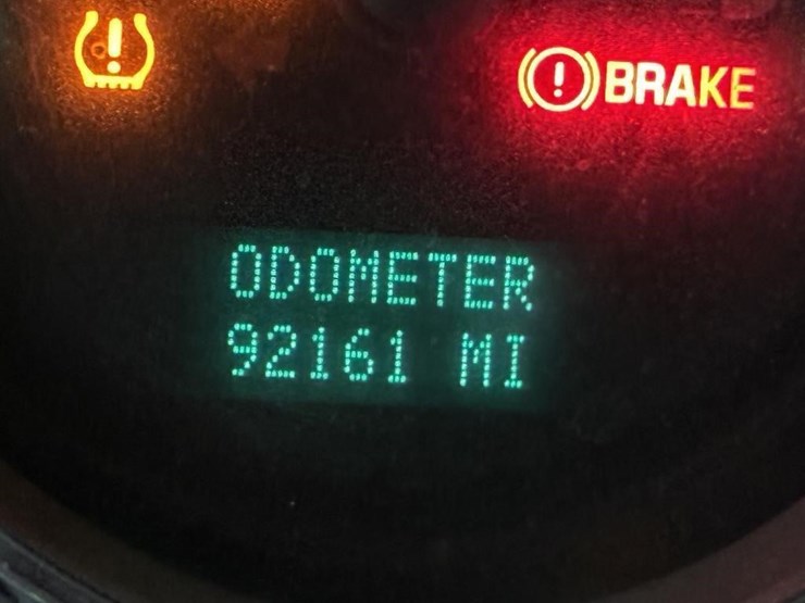 2011-chevrolet-2500-image-15