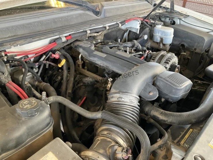 2007-chevrolet-tahoe-image-12