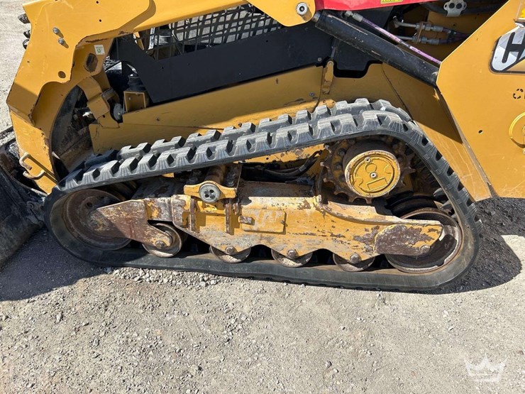 2023-caterpillar-259d3-image-24