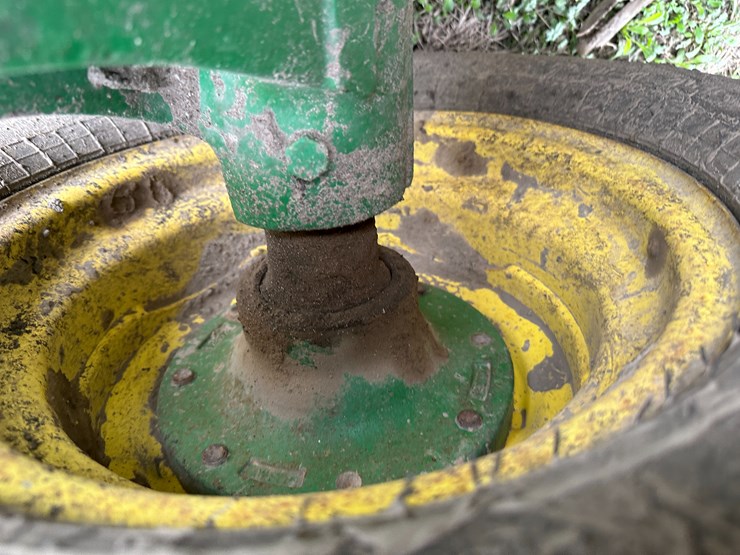 john-deere-1890-image-17