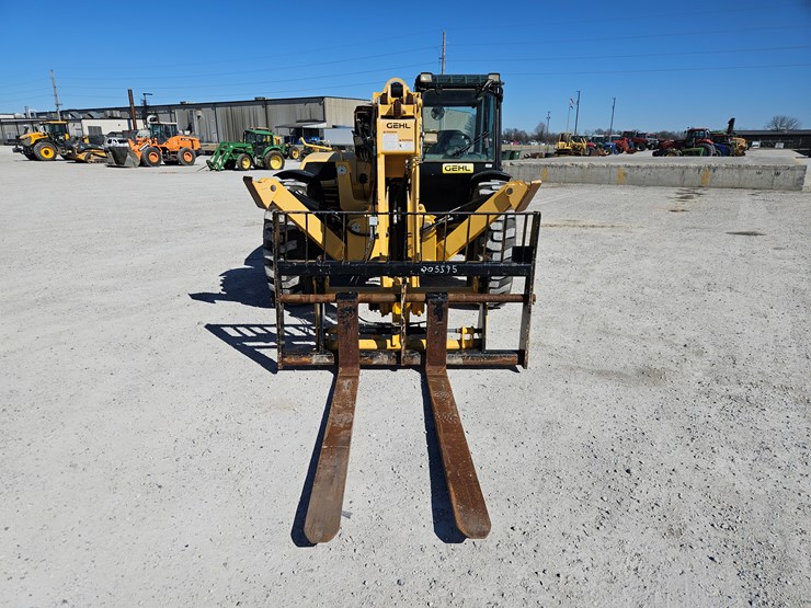 2019-gehl-dl11-image-2