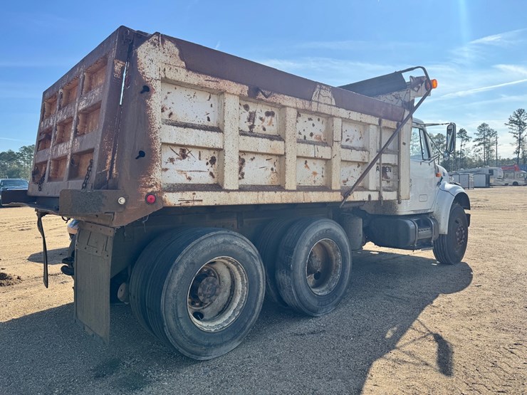 1999-international-4900-image-3