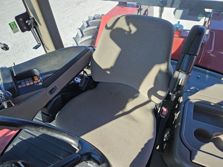 2013-case-ih-steiger-350-image-18