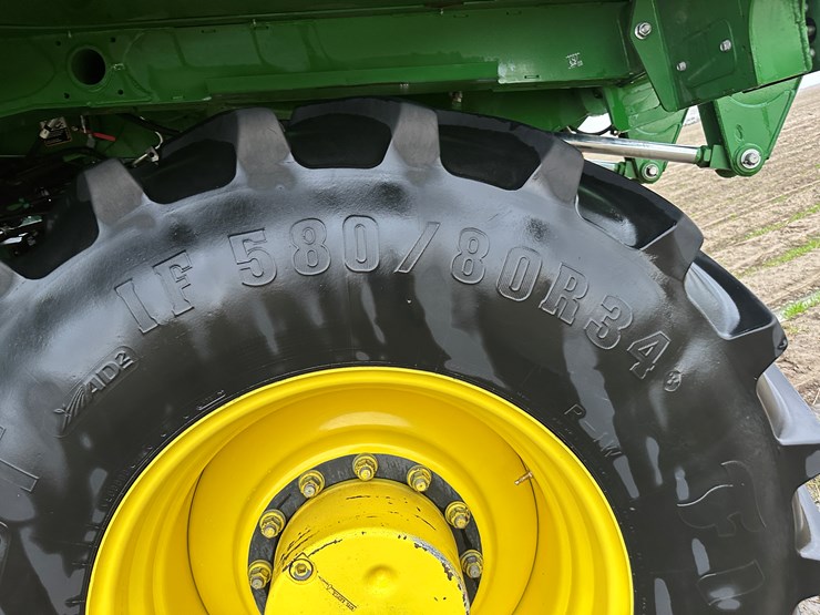 2021-john-deere-cp690-image-5