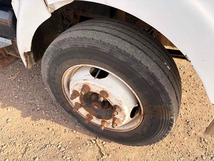 2001-tk-sterling-m5500-chassis-image-29