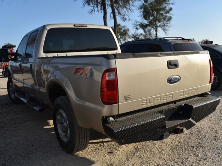 2010-ford-f250-image-3