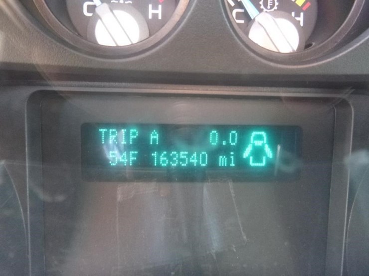 2011-ford-f250-image-17