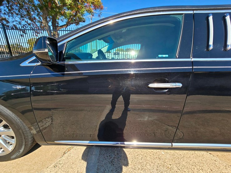 2017-cadillac-federal-70in-limo-w-27466-miles,-premium-federal-coachwork,-luxury-transport-image-16