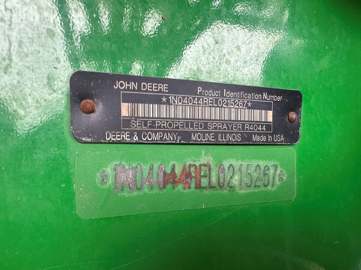 2021-john-deere-r4044-image-127