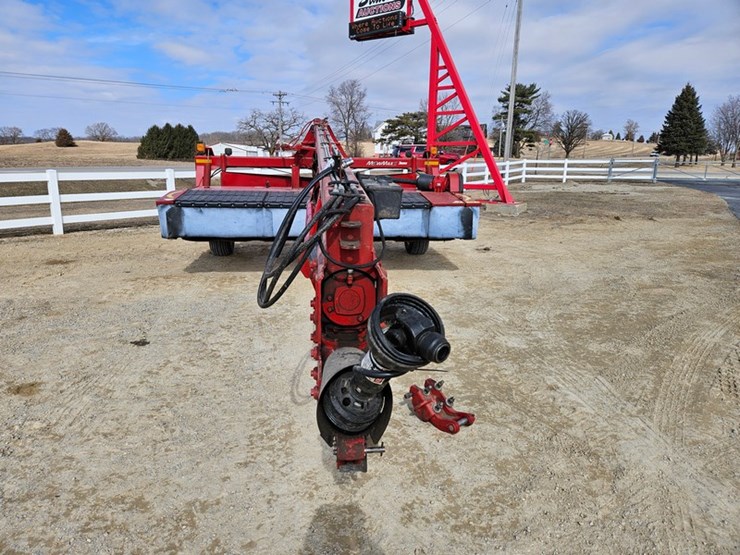 2019-new-holland-313-image-8