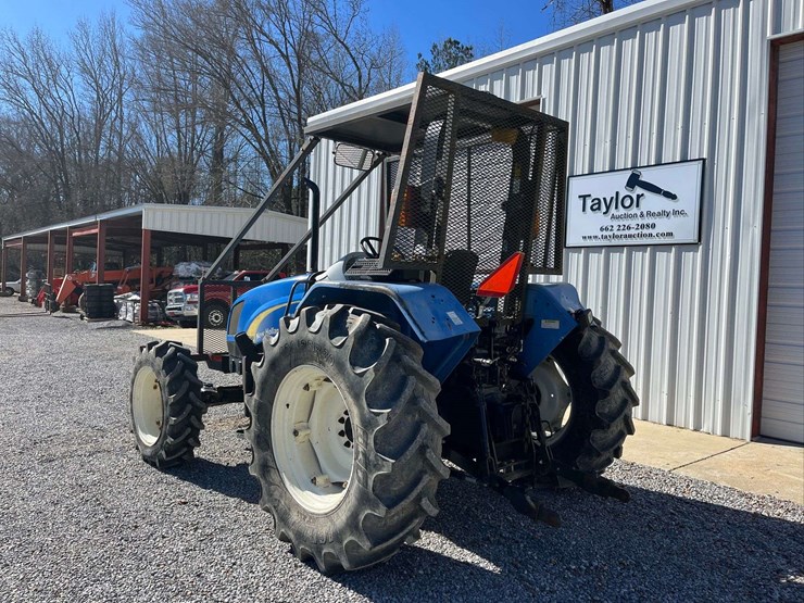 2009-new-holland-t5040-image-9