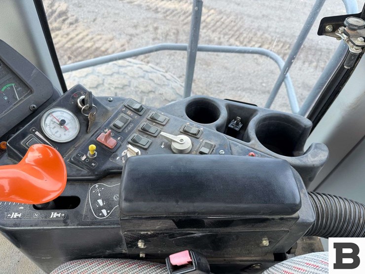 massey-ferguson-9635-image-60