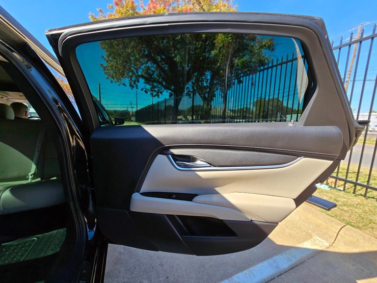 2019-cadillac-sayers-and-scovill-70in-limo-w-only-7729-miles-image-22