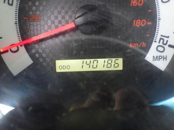 2013-toyota-tacoma-image-14