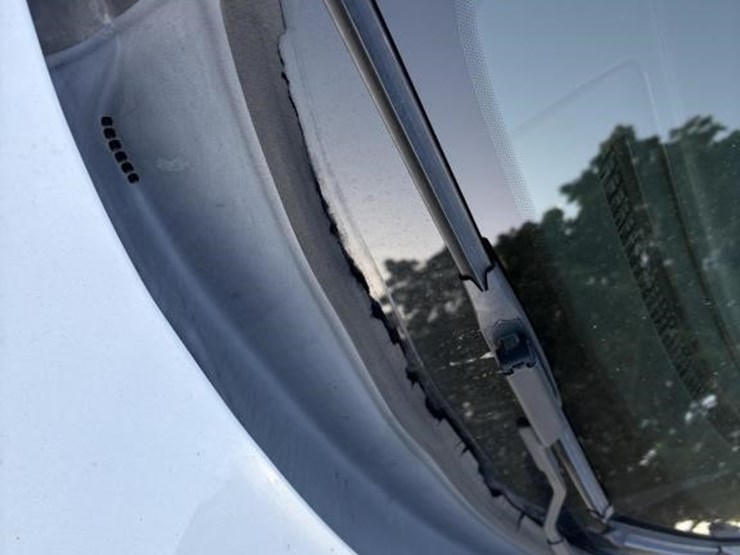 2016-ford-explorer-xlt-image-35