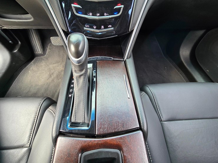 2019-cadillac-xts-stretch-limousine-for-sale,-s-and-s-coachbuilders,-70in,-7866-miles-image-26