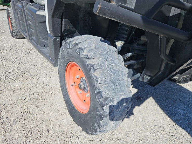 2018-bobcat-3400xl-image-3