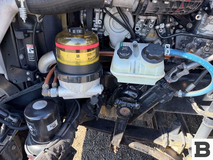 2017-freightliner-cascadia-125-image-41