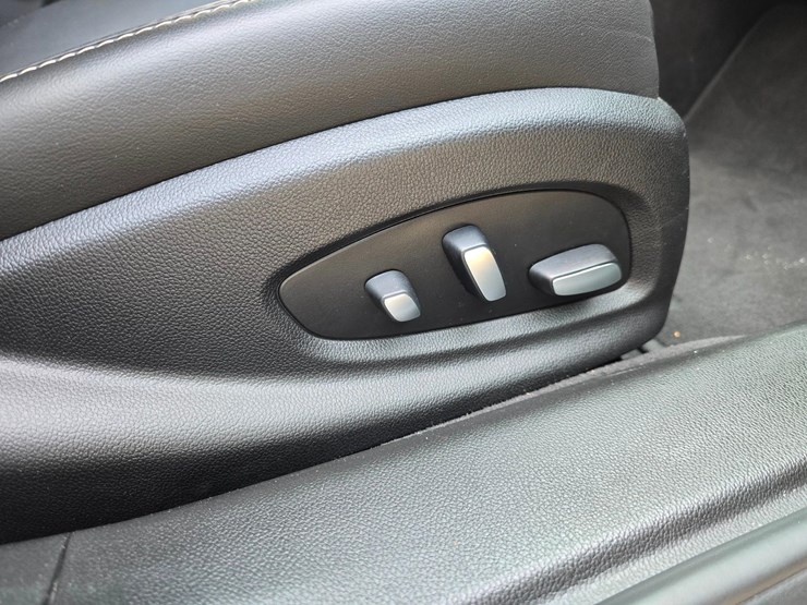 2019-cadillac-xts-stretch-limousine-for-sale,-s-and-s-coachbuilders,-70in,-7866-miles-image-33