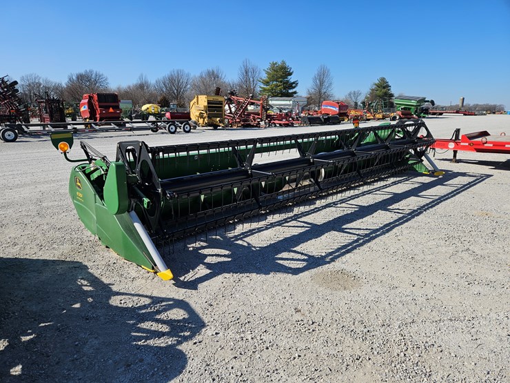 2005-john-deere-625f-image-1