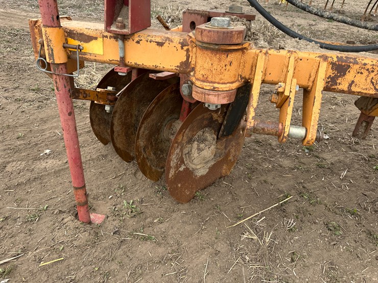 #40115-•-w&m-manufacturing-825-levee-plow-w/w&a-levee-seeder-image-13