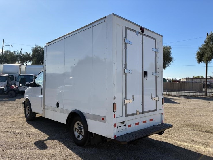 2023-gmc-3500-image-4