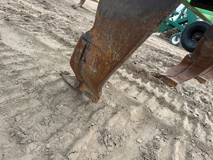 #38839-•-bigham-brothers-6-row-ripper-image-45