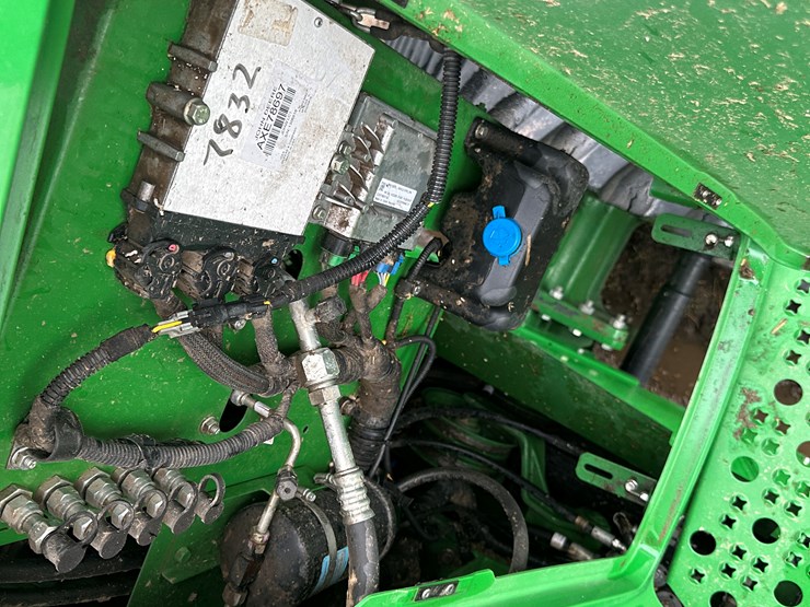 2020-john-deere-s780-image-121