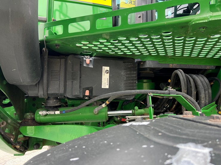 john-deere-412r-image-74