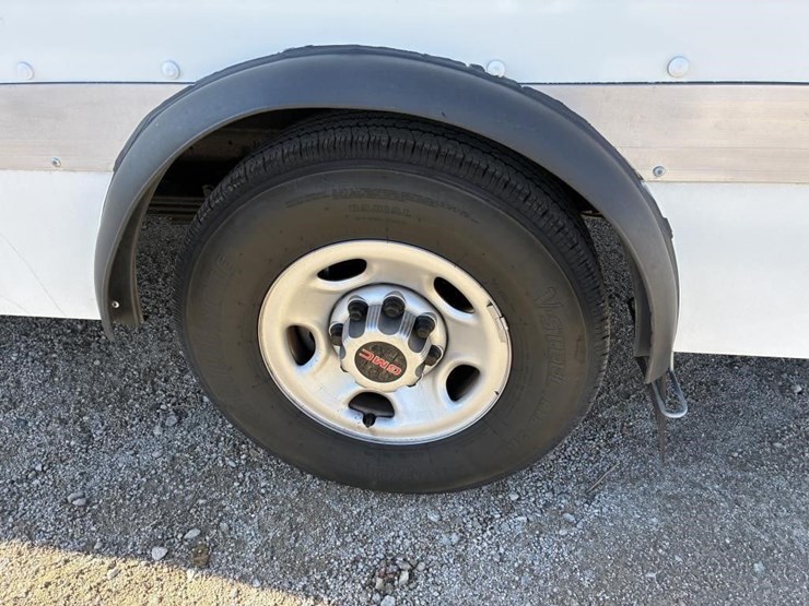 2023-gmc-3500-image-5