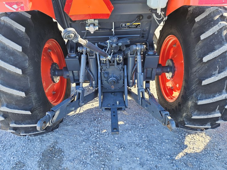 2019-kubota-m6060-image-12