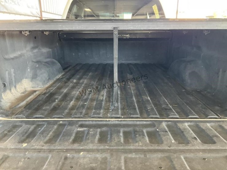 2015-chevrolet-silverado-2500hd-image-10