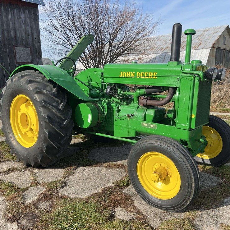 JOHN DEERE AR