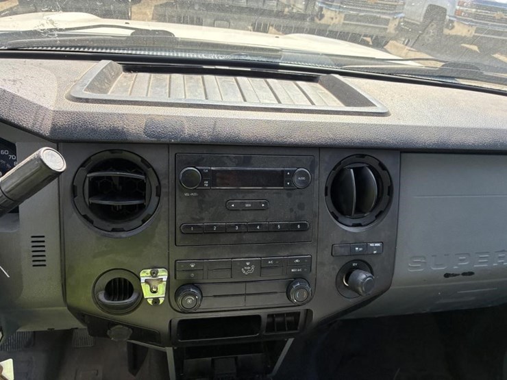 2013-ford-f250-sd-image-12