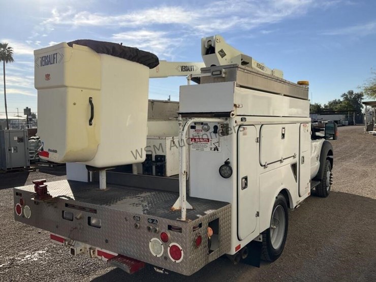 2015-ford-f550-image-5