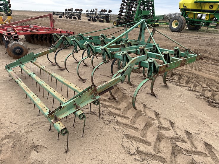 john-deere-1100-image-3