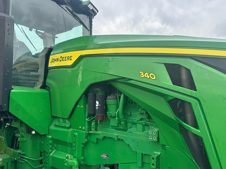 2021-john-deere-8rt-340-image-59
