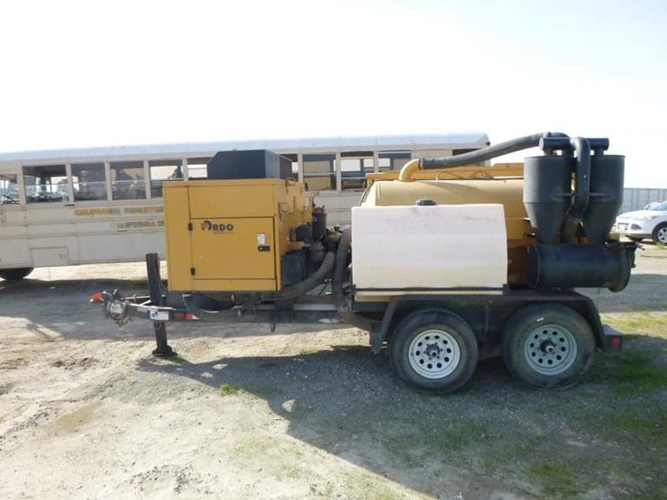 2013-vermeer-v500-image-5