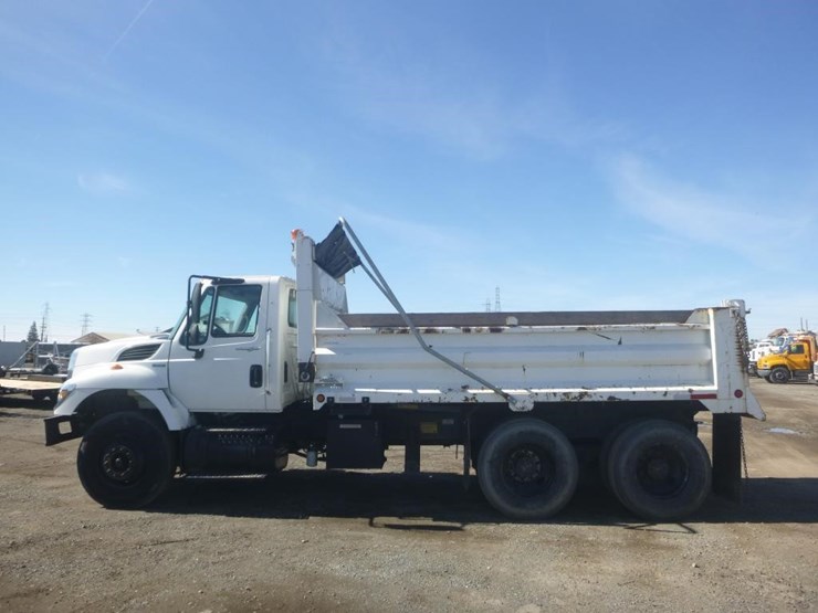 2008-international-7400-image-5