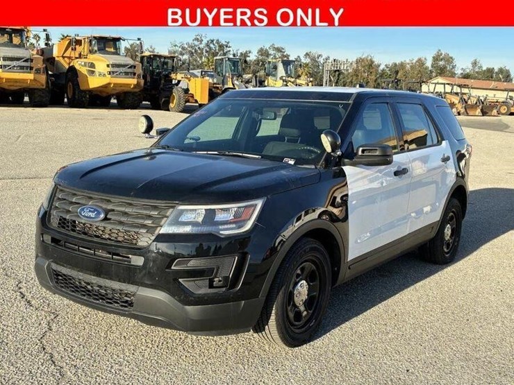 2018-ford-explorer-image-1